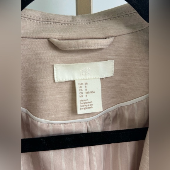 H&M Single Breasted Cream Blazer Women’s Size 8 Medium Lined Work Jacket - Picture 2 of 4